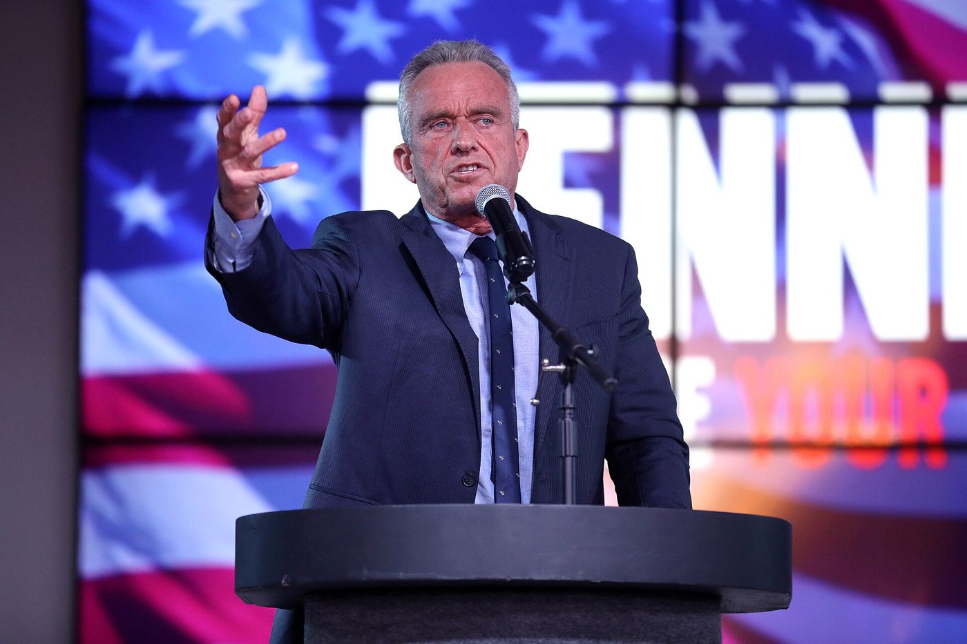 Robert F. Kennedy Jr. before a large crowd of supporters